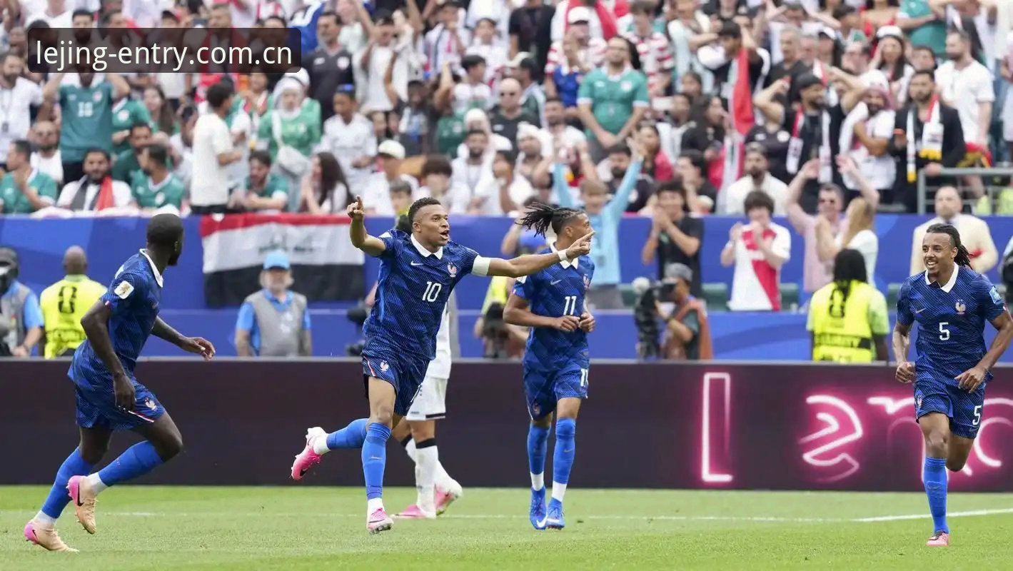 法国3-0伊拉克全程评测：雷暴中断2小时11分，姆巴佩百场里程碑追平克洛泽